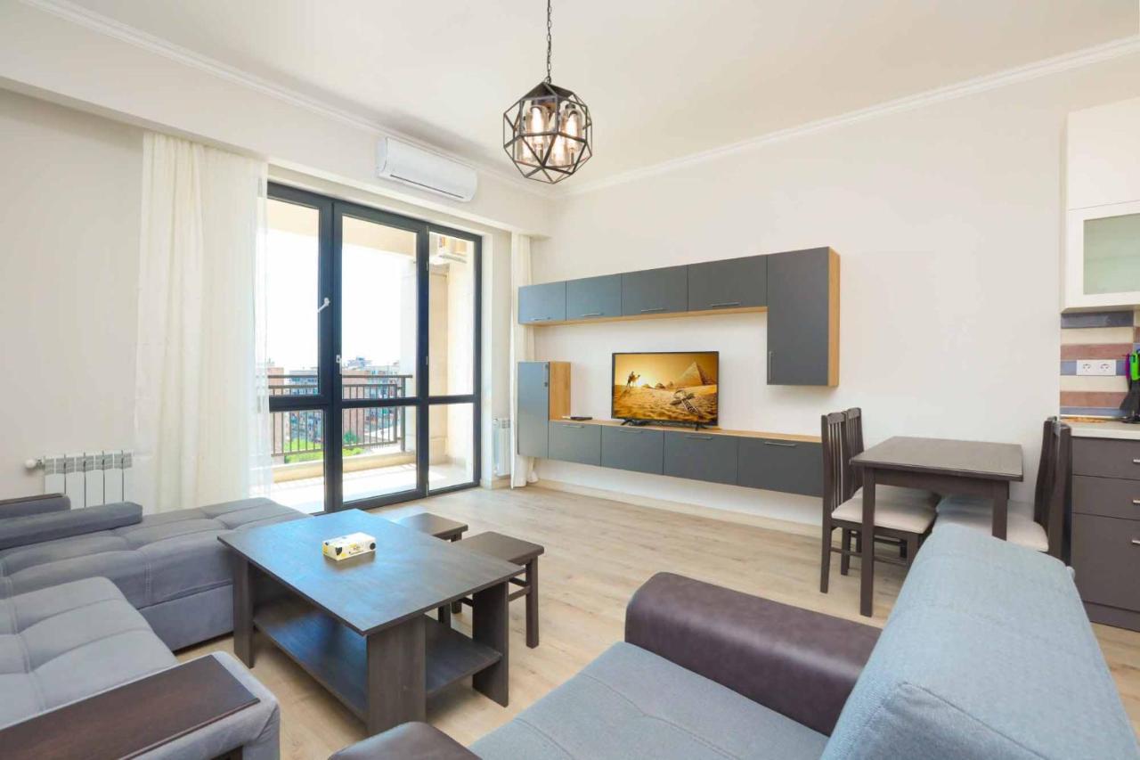 Stay Inn-Apartments On Koghbatsi 16 Єреван Екстер'єр фото