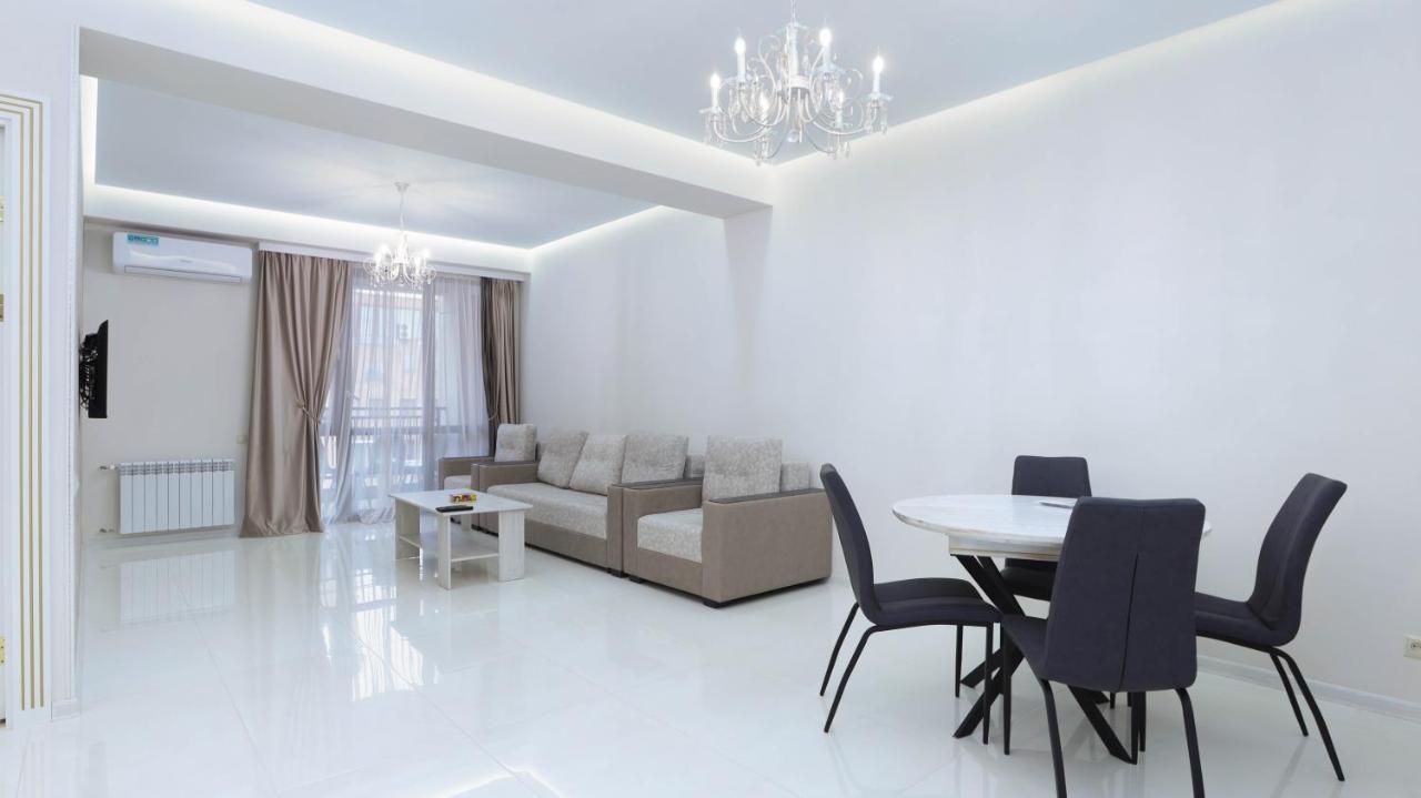 Stay Inn-Apartments On Koghbatsi 16 Єреван Екстер'єр фото