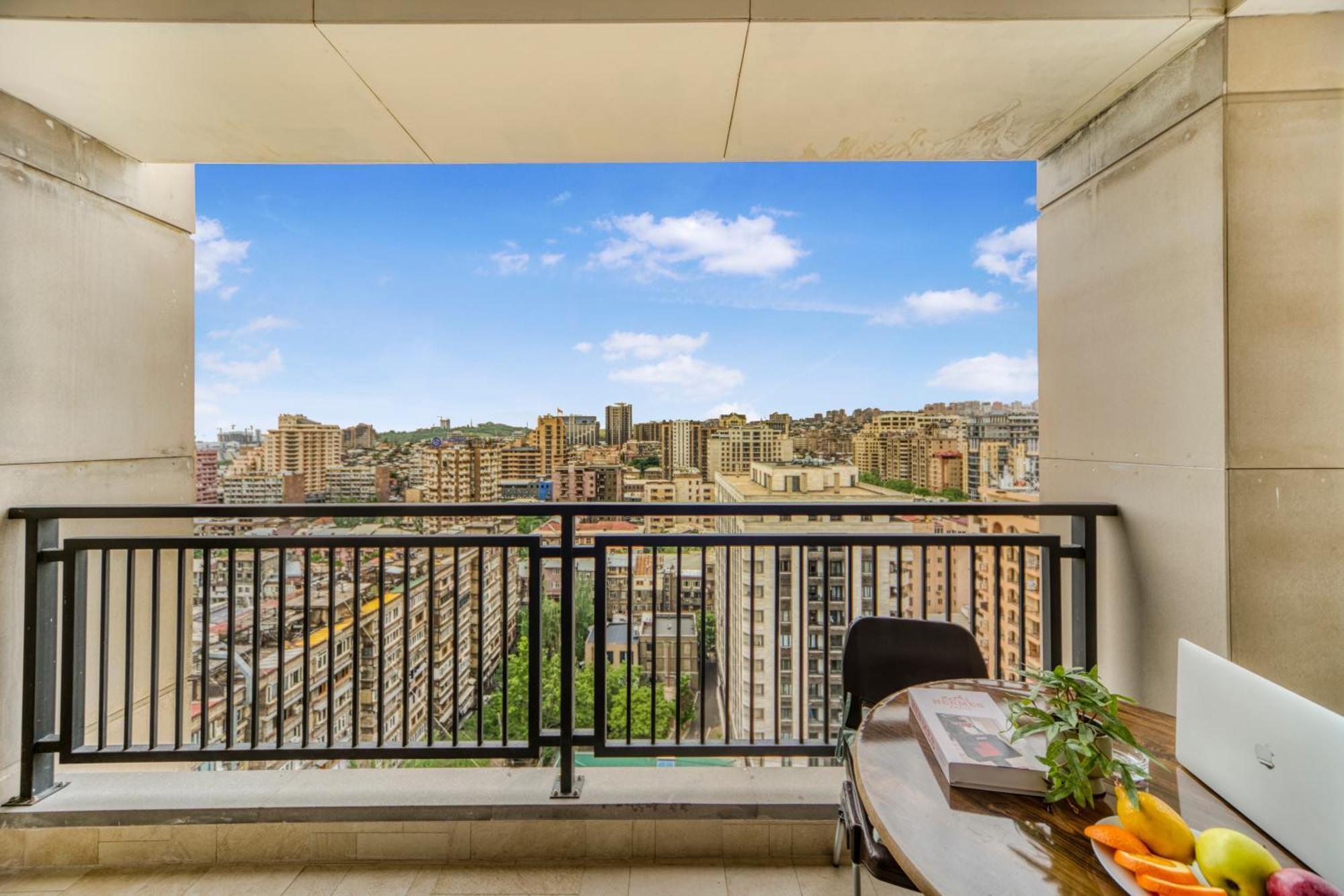 Stay Inn-Apartments On Koghbatsi 16 Єреван Екстер'єр фото